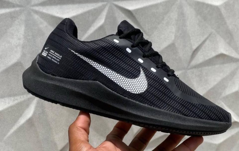 Nike Zoom Shield