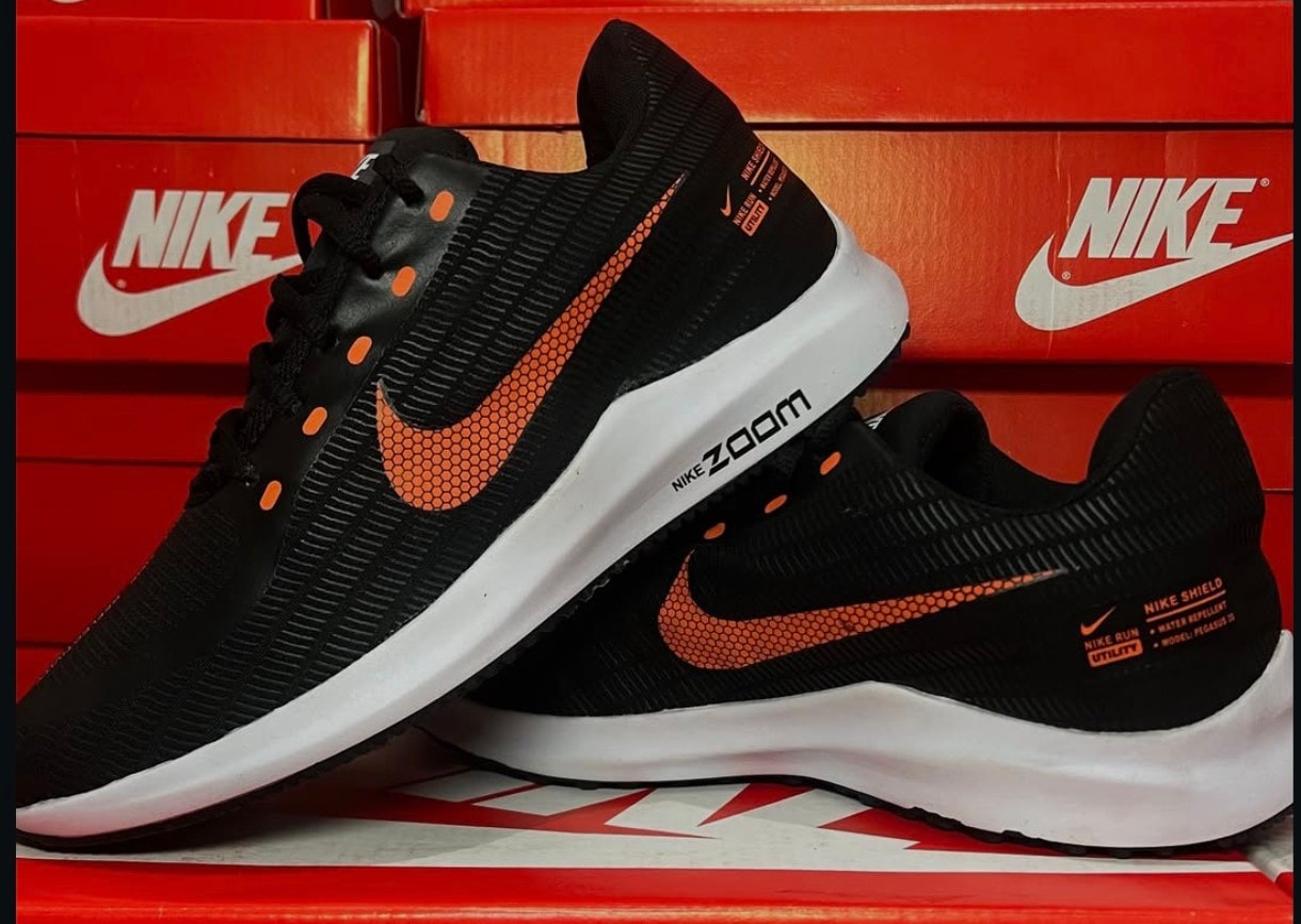 Nike Zoom Shield — Preto/Laranja